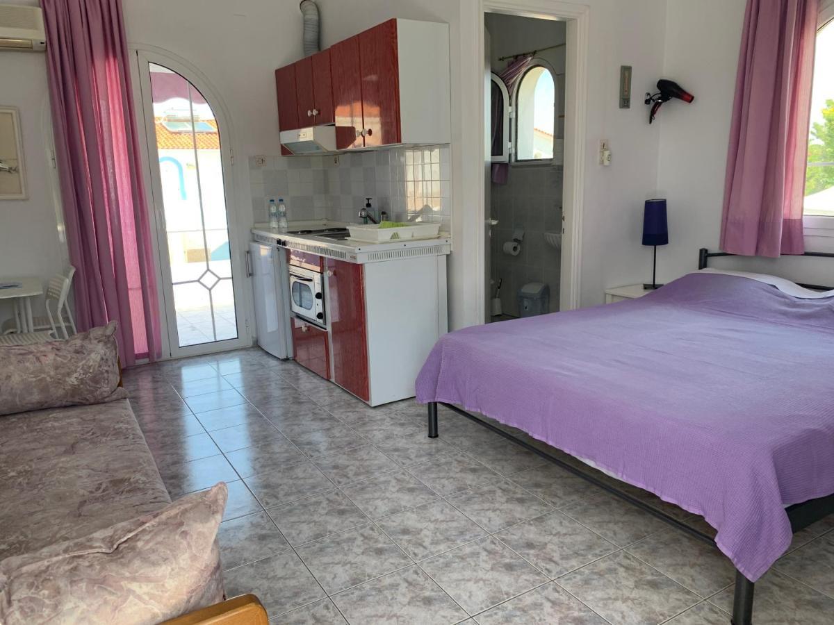Aparthotel 7Syn7 à Oraioi Extérieur photo